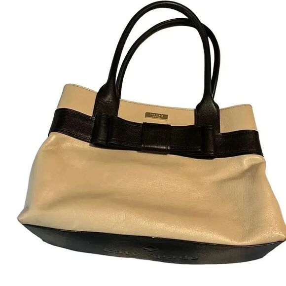 Kate Spade handbag with Bo. - Picture 1 of 5